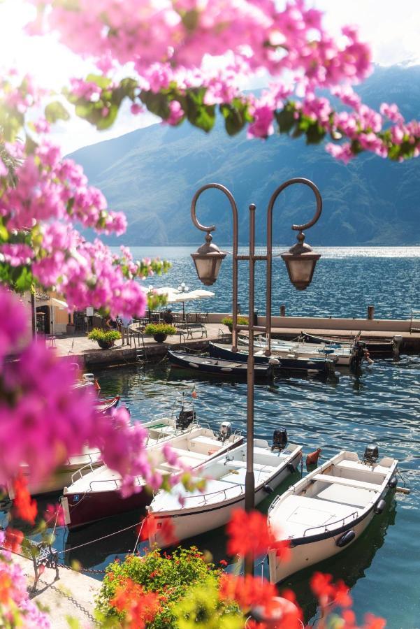 Apartamento Limone Downtown Limone sul Garda Exterior foto